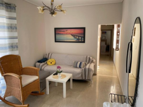 Loutraki Central Apartment